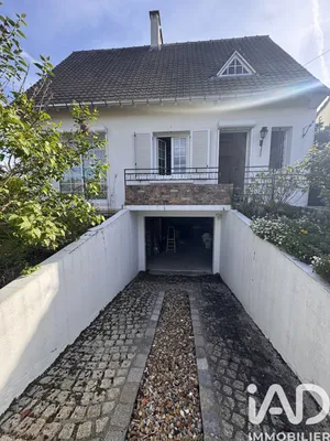 Maison traditionnelle à Chailly-en-Bière (77930)