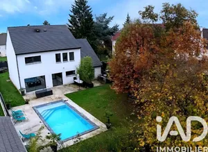 Traditional house in Brie-Comte-Robert (77170)