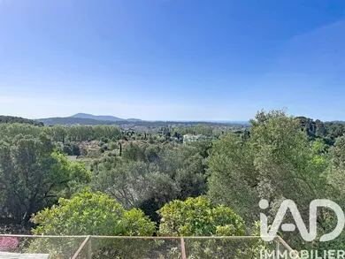 Traditional house in La Valette-du-Var (83160)