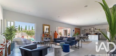 Maison à Cheval-Blanc (84460)