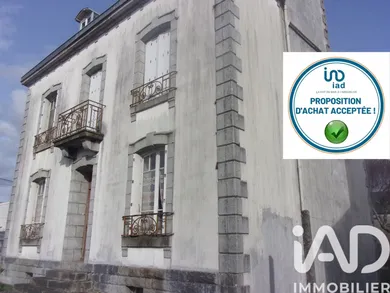 Maison de ville à Châteauneuf-du-Faou (29520)