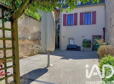 Building in Gramat (46500)