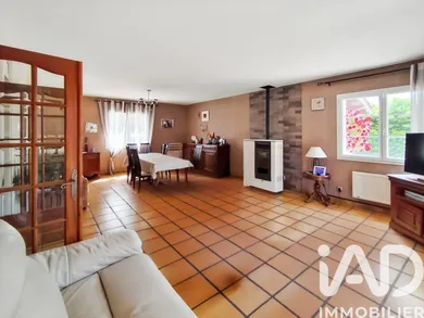 Maison traditionnelle à Montrond-les-Bains (42210)