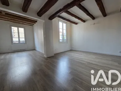Appartement à FONTAINEBLEAU (77300)