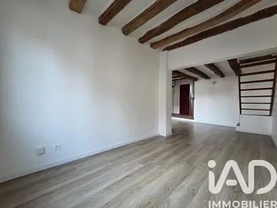 Appartement à FONTAINEBLEAU (77300)