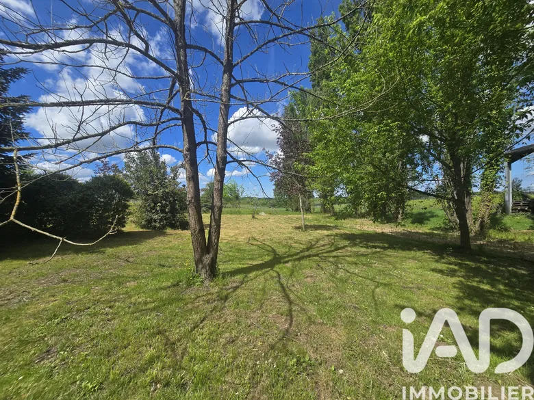 Terrain à bâtir à Villenave-de-Rions (33550) · 90 000 €