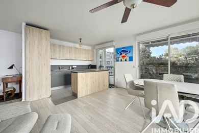 Apartment in Bourg-la-Reine (92340)