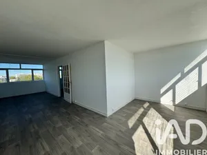 Appartement à Évry (91000)