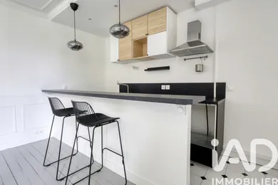 Apartment in Paris (75020)