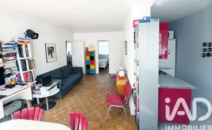 Apartment in Paris (75013)