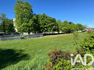 Apartment in Évry (91000)