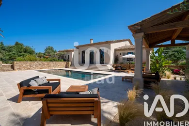 Maison à Saint-Tropez (83990)