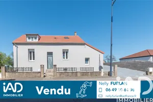 Detached house in Montois-la-Montagne (57860)