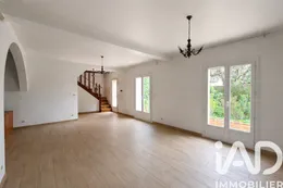 Maison traditionnelle à Arnouville (95400)