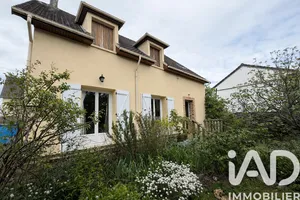 Traditional house in Arnouville (95400)