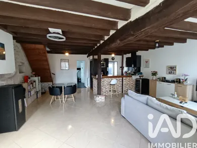 Village house in Binas (41240)