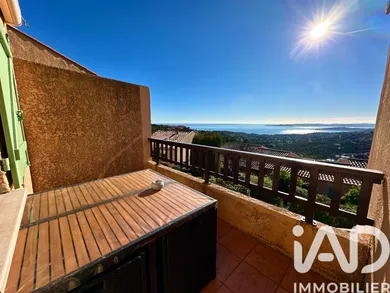 Apartment in Roquebrune-sur-Argens (83520)