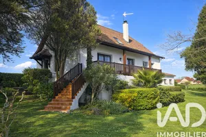 Maison traditionnelle à Ogenne-Camptort (64190)