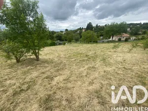 Terrain à bâtir à Villetoureix (24600)