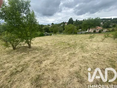 Terrain à bâtir à Villetoureix (24600)