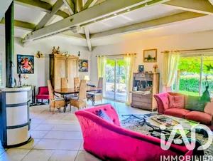 House in Cuers (83390)