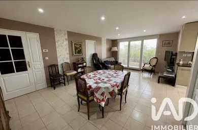 Appartement à Le Coudray (28630)