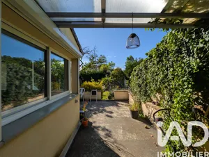Townhouse in Camblanes-et-Meynac (33360)