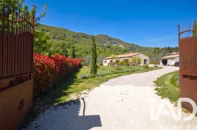 Maison à Nyons (26110)