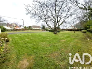 Terrain à bâtir à Brix (50700)