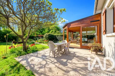 Maison à Le Perray-en-Yvelines (78610)