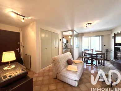 Apartment in Royan (17200)
