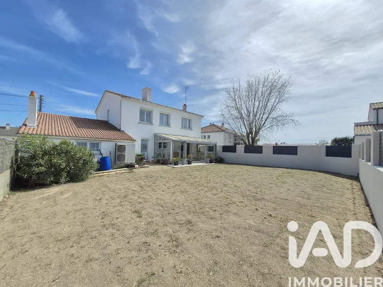 Maison 8 pièces 146 m² · à Aizenay · 146 m² · 249 900 €