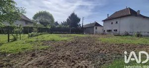 Terrain à bâtir à Dolomieu (38110)