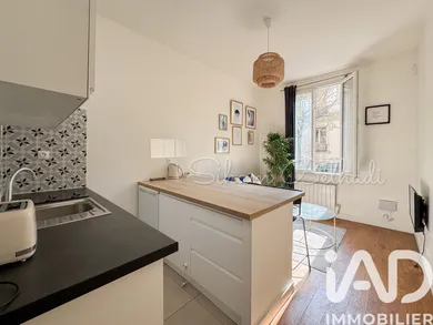 Apartment in Saint-Ouen-sur-Seine (93400)