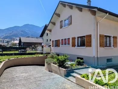 Maison traditionnelle à Saint-Pierre-en-Faucigny (74800)
