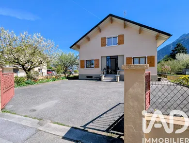 Traditional house in Saint-Pierre-en-Faucigny (74800)