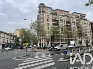 Apartment in Montrouge (92120)