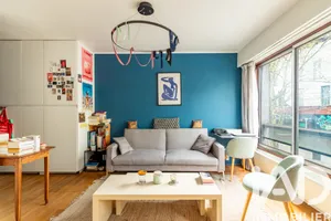 Apartment in Paris (75019)