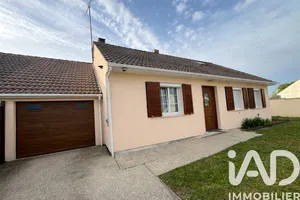 House in Châtenay-sur-Seine (77126)