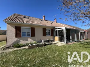 Maison à Châtenay-sur-Seine (77126)