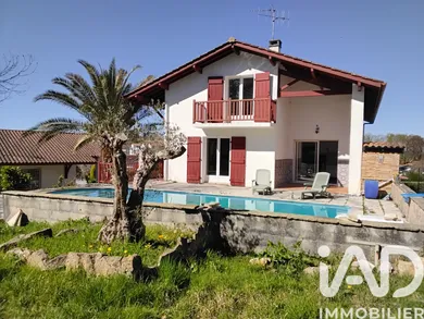 Maison traditionnelle à Mouguerre (64990)