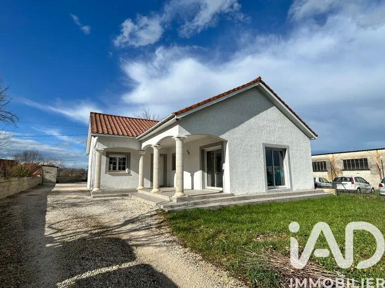Maison 4 pièces 111 m² · à Saint  Pantaleon de Larche · 111 m² · 241 000 €