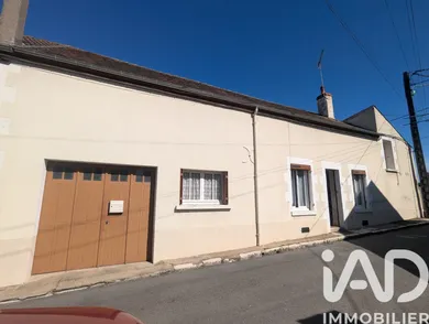 Townhouse in Bonny-sur-Loire (45420)