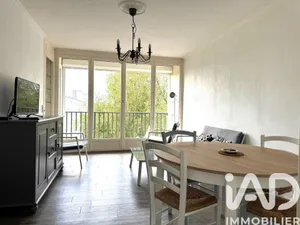 Apartment in Mont-Saint-Aignan (76130)