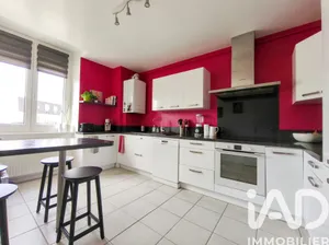 Apartment in Reims (51100)