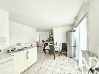 Apartment in La Courneuve (93120)
