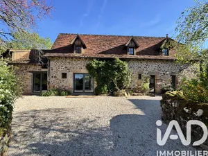 Domaine à LE BOURG (46120)