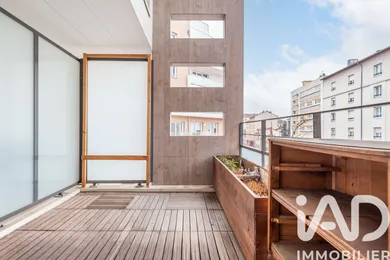 Apartment in Villeurbanne (69100)