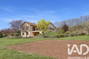 House in Vernassal (43270)