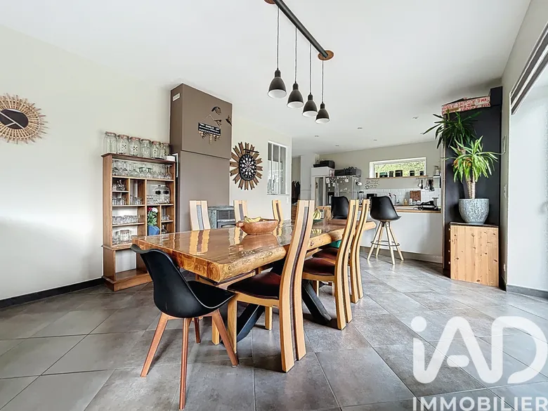 Maison 5 pièces 90 m² · à Quimper · 90 m² · 373 000 €
